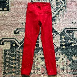 Red lululemon wonder unders size 4